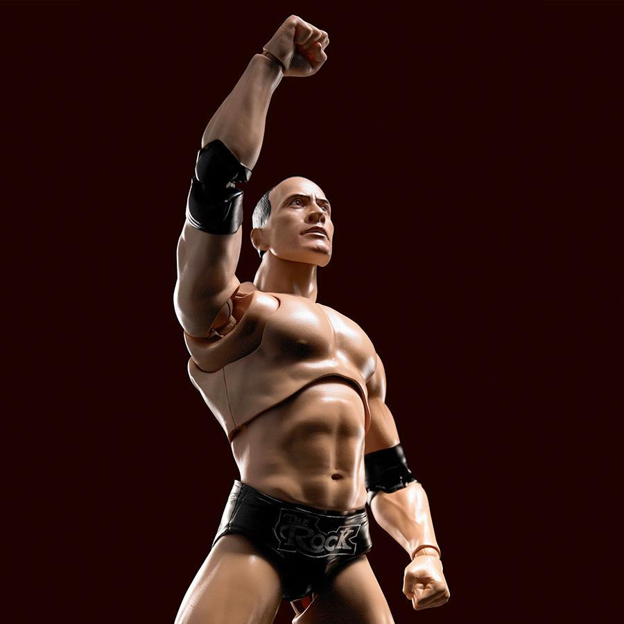 Figurine articulée catcheur WWE The Rock Bandai S.H.Figuarts Tamashii Nations