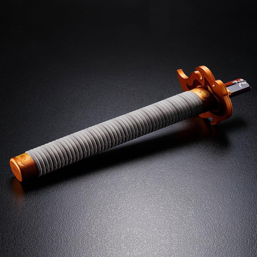 Demon Slayer Broken Nichirin Sword (Kyojuro Rengoku) Proplica Bandai Figure