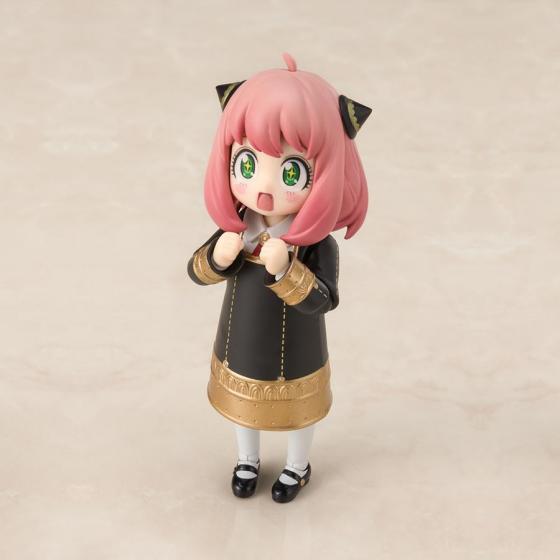 Spy x Family Anya Forger -Uniform Ver.- S.H.Figuarts Figure