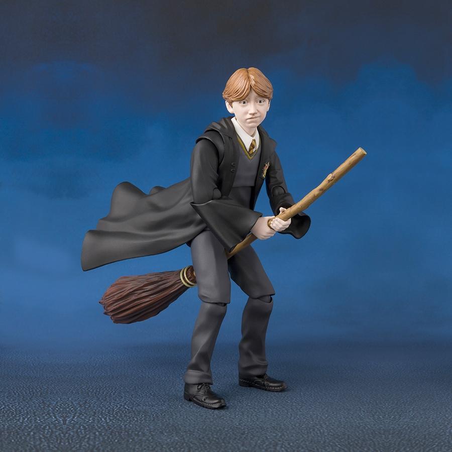 Harry Potter / Ron Weasley figure
