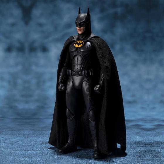 Figurine Batman (The Flash) S.H.Figuarts Bandai