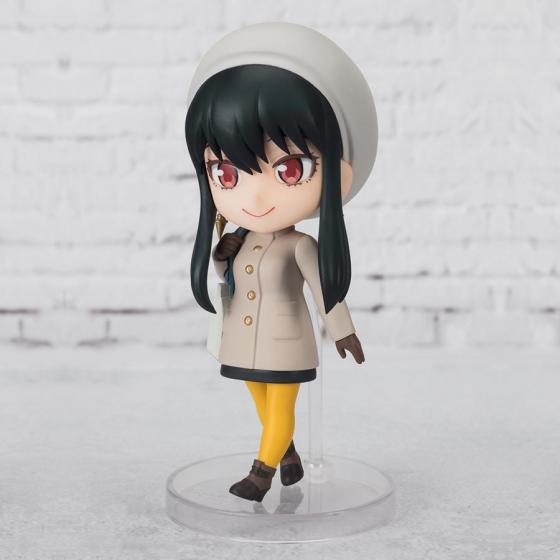 Yor Forger Code White Figuarts Mini Bandai Figure