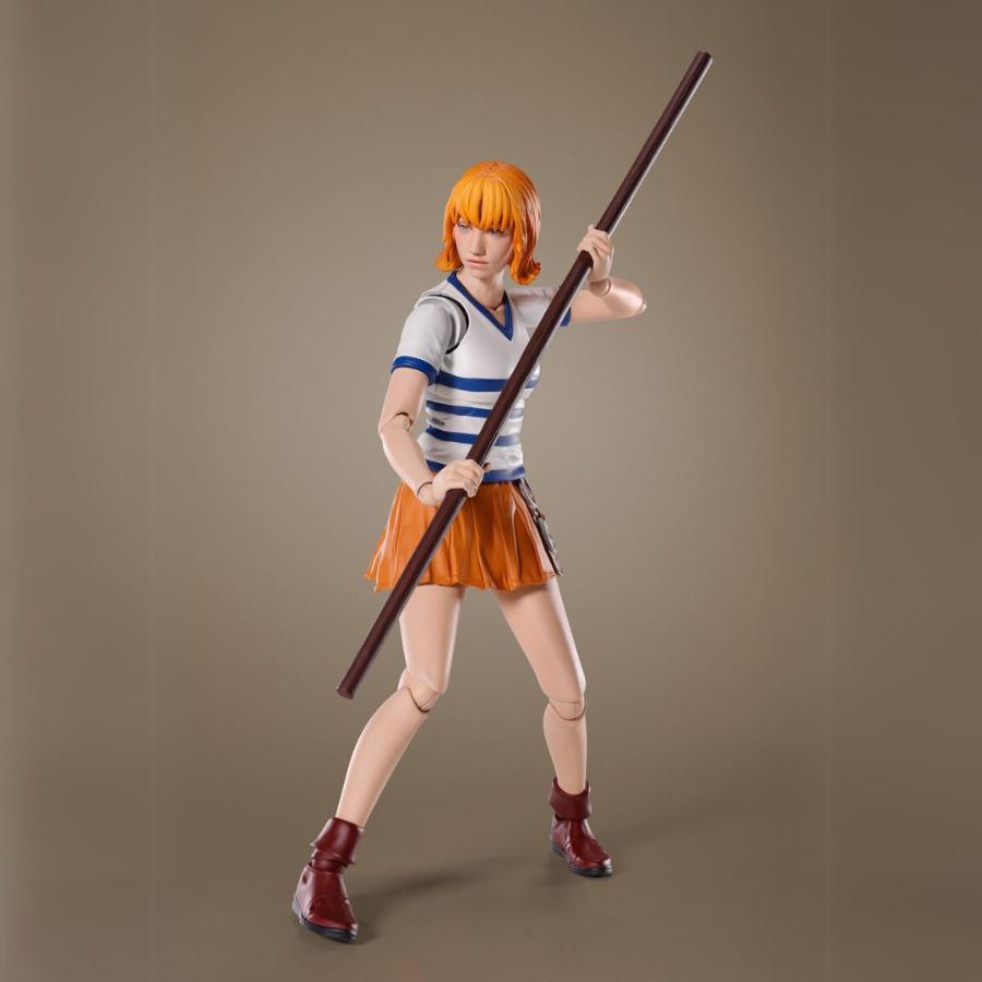 Figurine One Piece Nami Netflix S.H.Figuarts Bandai