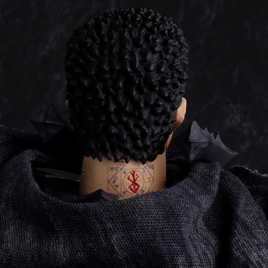 Berserk Guts Berserker Armor S.H.Figuarts Figure