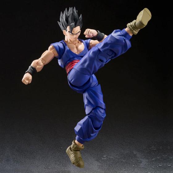 Figurine Dragon Ball Super Ultimate Gohan Super Hero S.H.Figuarts