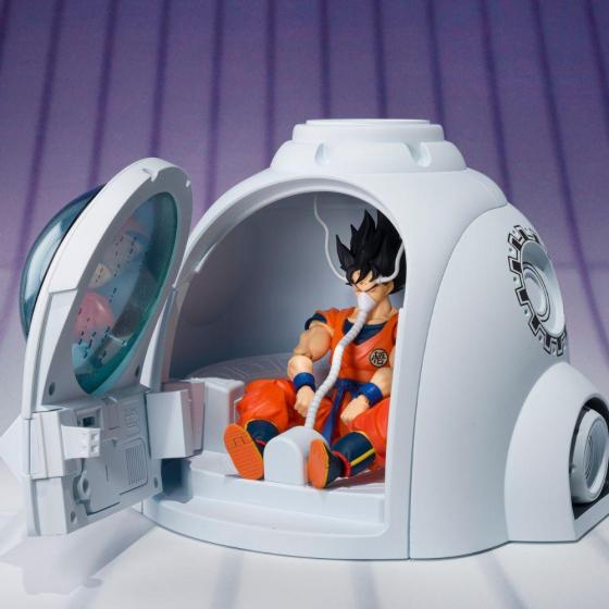 Dragon Ball Z / Medical Machine S.H.Figuarts