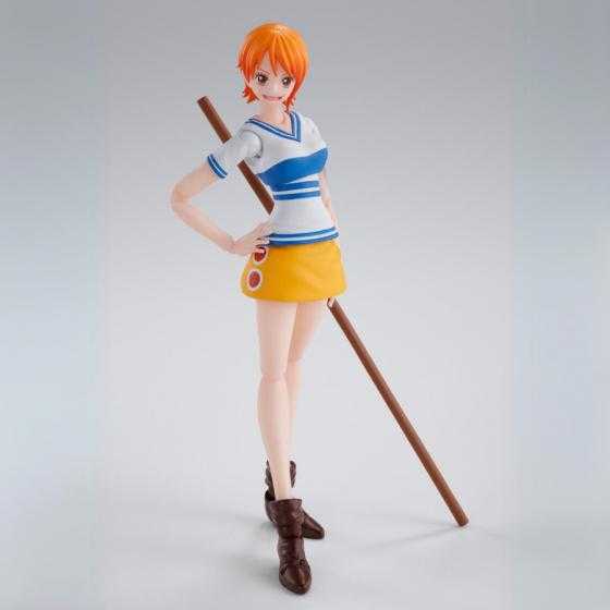 Figurine One Piece Nami Romance Dawn S.H.Figuarts Bandai