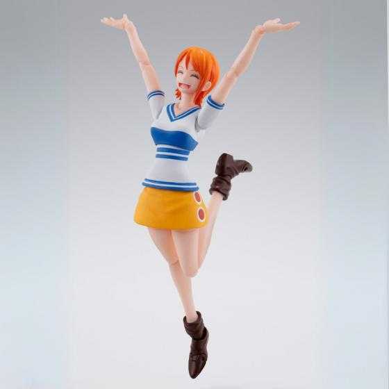 Figurine One Piece Nami Romance Dawn S.H.Figuarts Bandai