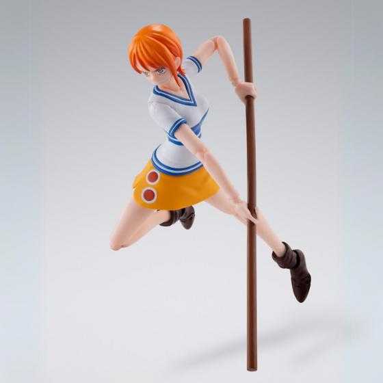 Figurine One Piece Nami Romance Dawn S.H.Figuarts Bandai