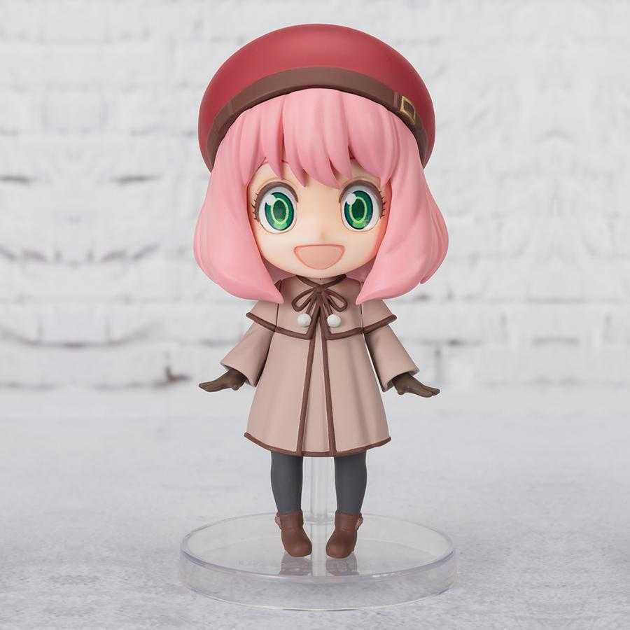 Anya Forger Code : White Figuarts Mini Bandai Figure