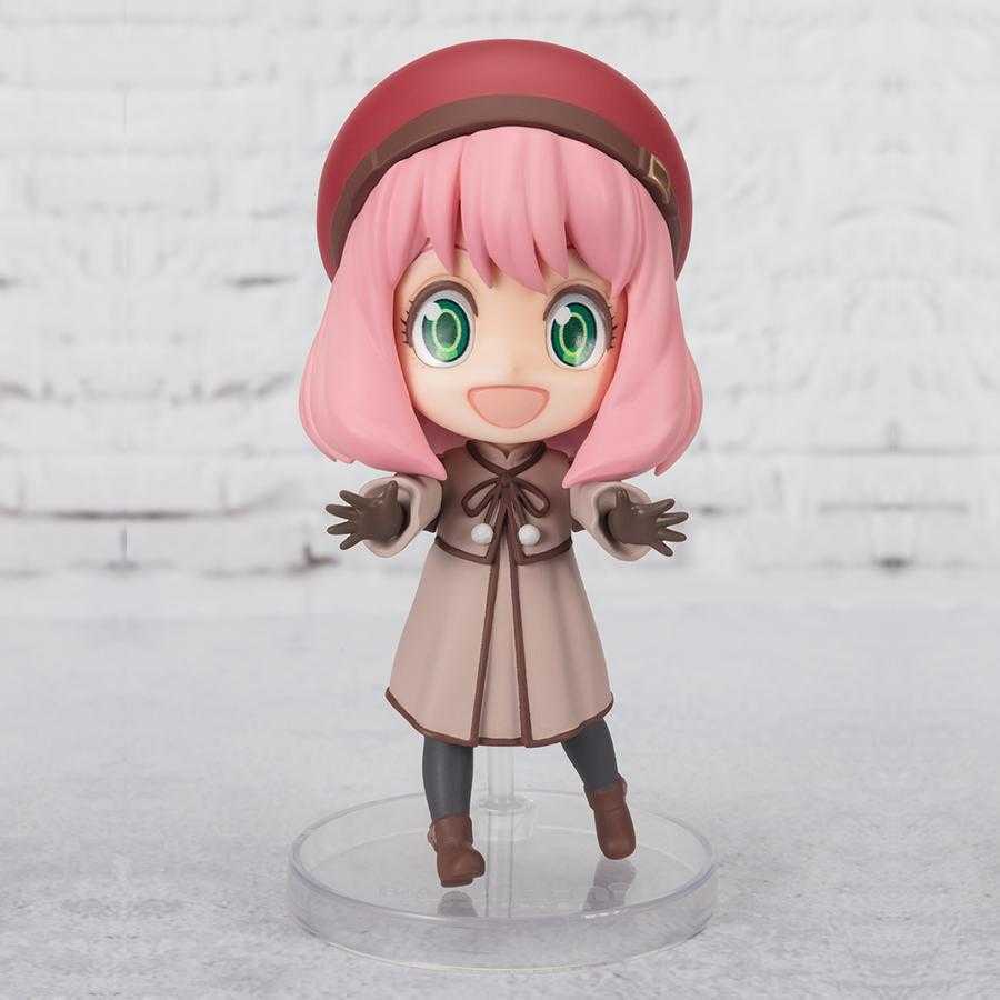 Anya Forger Code : White Figuarts Mini Bandai Figure