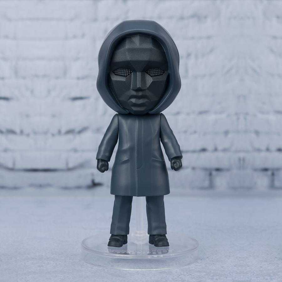 Figurina Squid Game Netflix Front Man Figuarts Mini