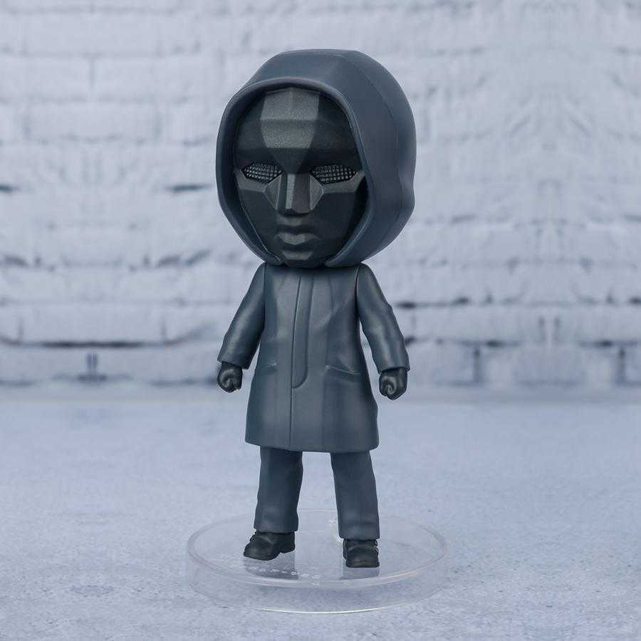 Figurina Squid Game Netflix Front Man Figuarts Mini